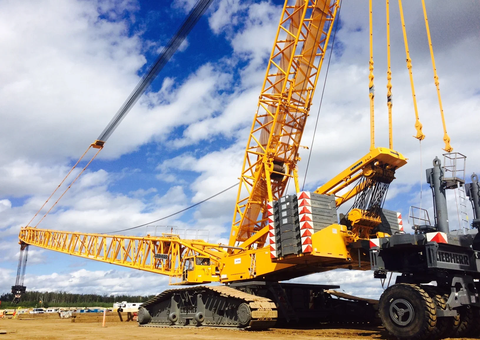 liebherr-cranwler-cranes