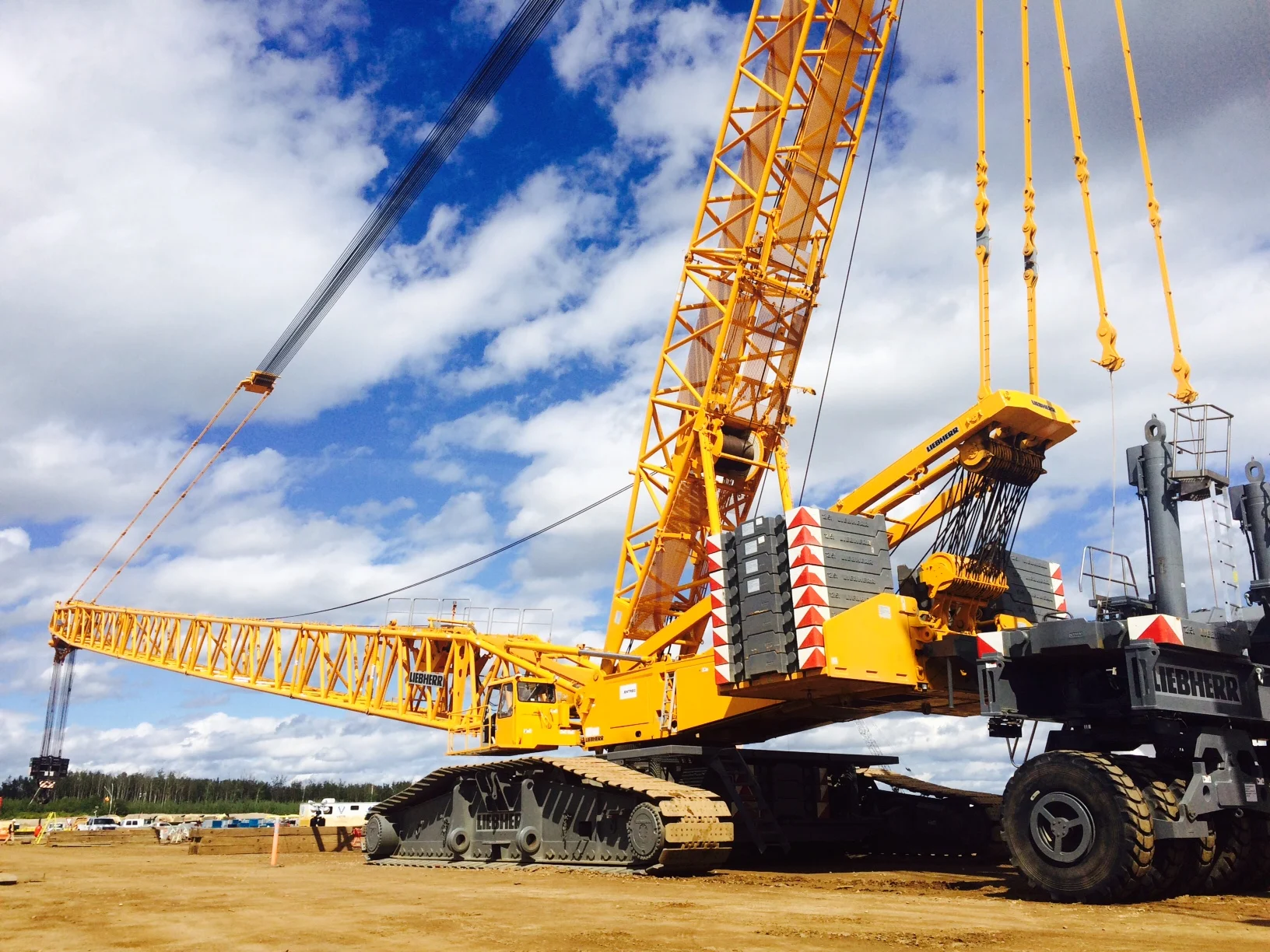 liebherr-cranwler-cranes